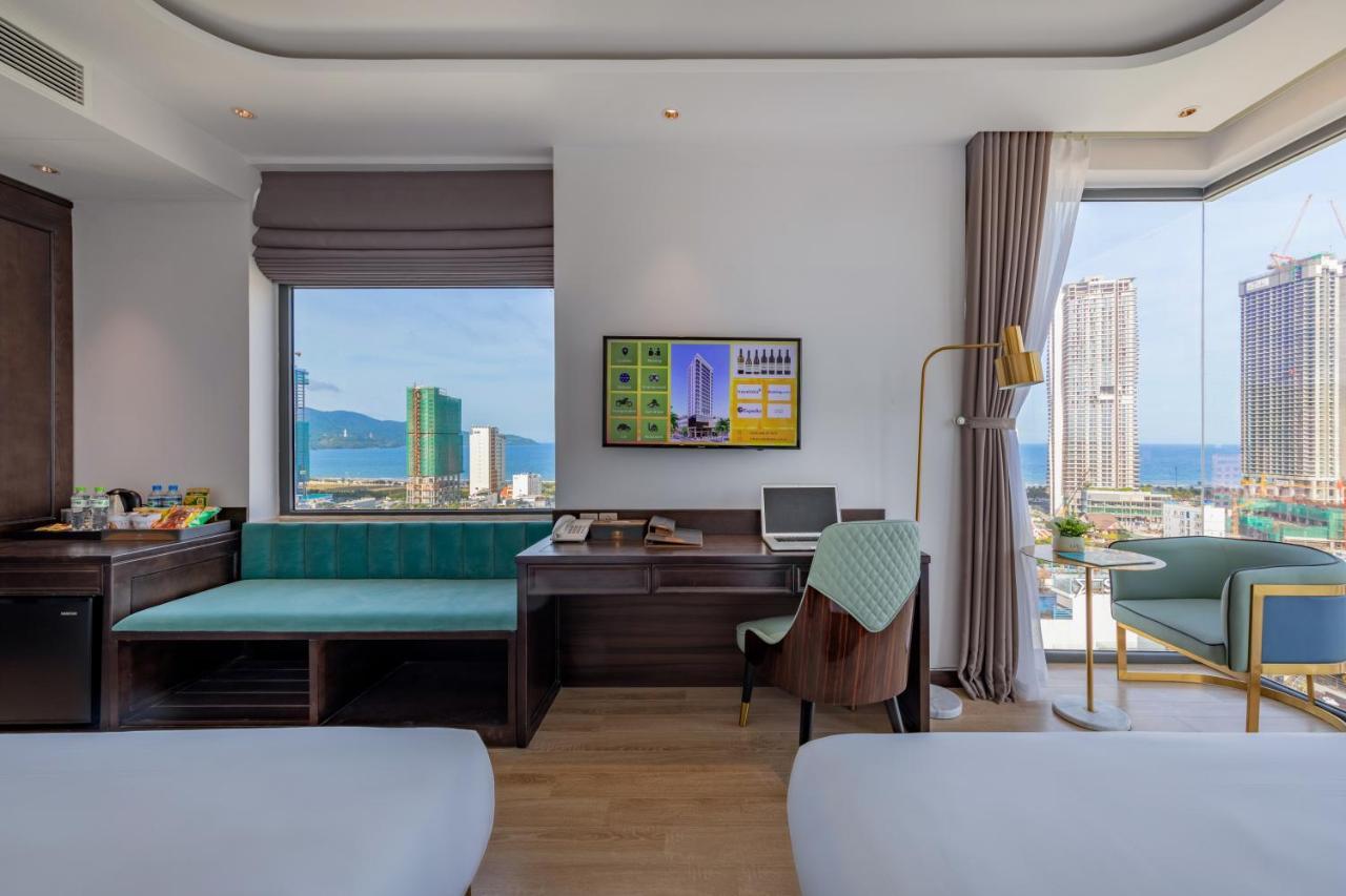 Cordial Grand Hotel Da Nang Beach - Infinity Rooftop Pool Exterior photo