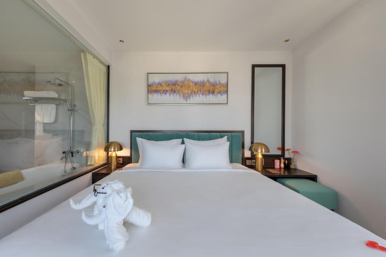Cordial Grand Hotel Da Nang Beach - Infinity Rooftop Pool Exterior photo
