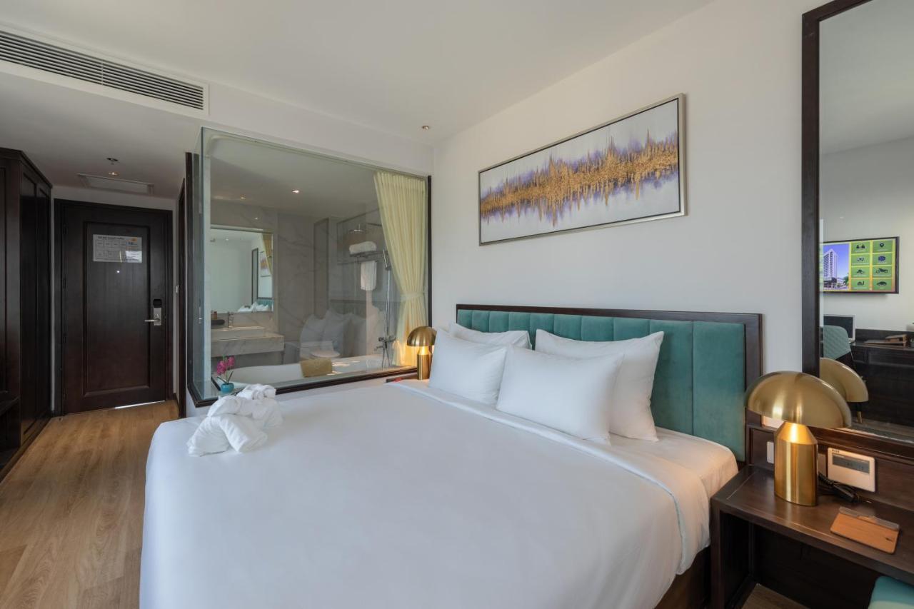 Cordial Grand Hotel Da Nang Beach - Infinity Rooftop Pool Exterior photo